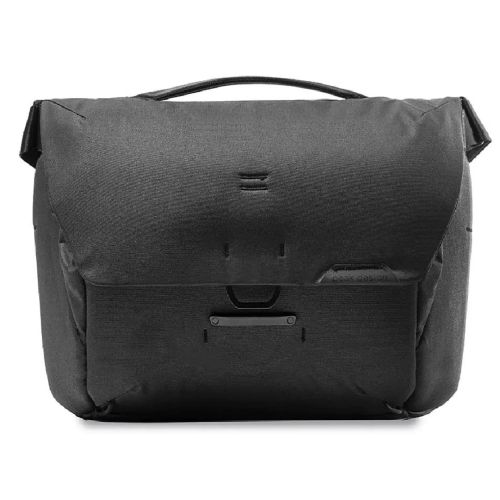 Mochila Peak Design Everyday Messenger 13L V2.0 Black (BEDM-13-BK-3)
