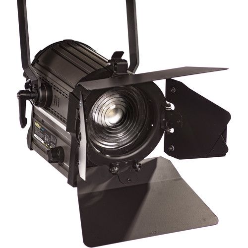 AURALUX DAYLIGHT 5.5" STUDIOLED FRESNEL™ 85W