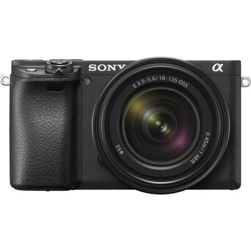 Cámara Mirrorless Sony ILCE-6400 con lente 18-135mm F3.5-5.6 OSS