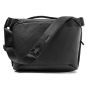 Mochila Peak Design Everyday Messenger 13L V2.0 Black (BEDM-13-BK-3)
