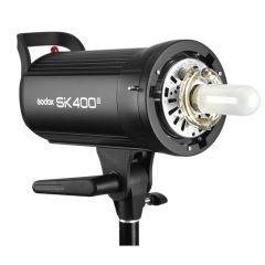 Luz de Estudio Godox SK400 II 400w