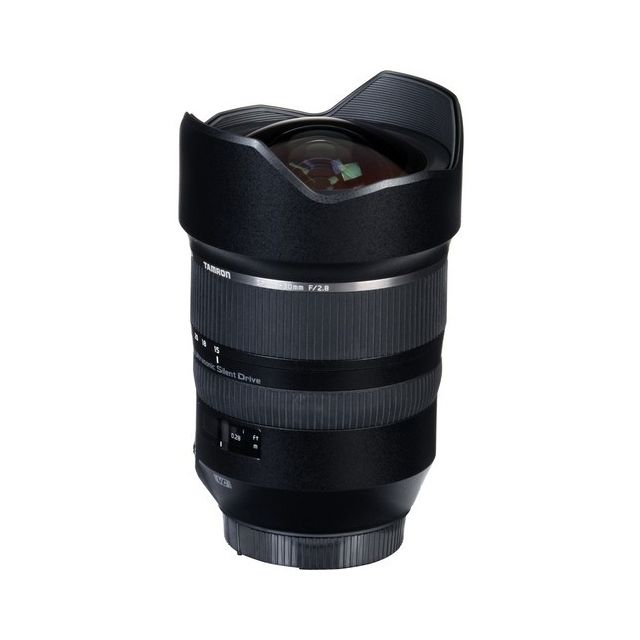 LENTE SP 15-30MM F/2.8 DI VC USD TAMRON PARA SONY A CON PARASOL