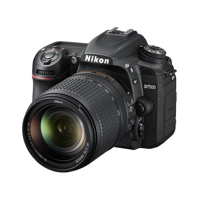 NIKON D7500 KIT CON LENTE 18-140MM VR